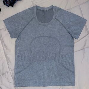Lululemon Swiftly Tech 2.0 race length short sleeve